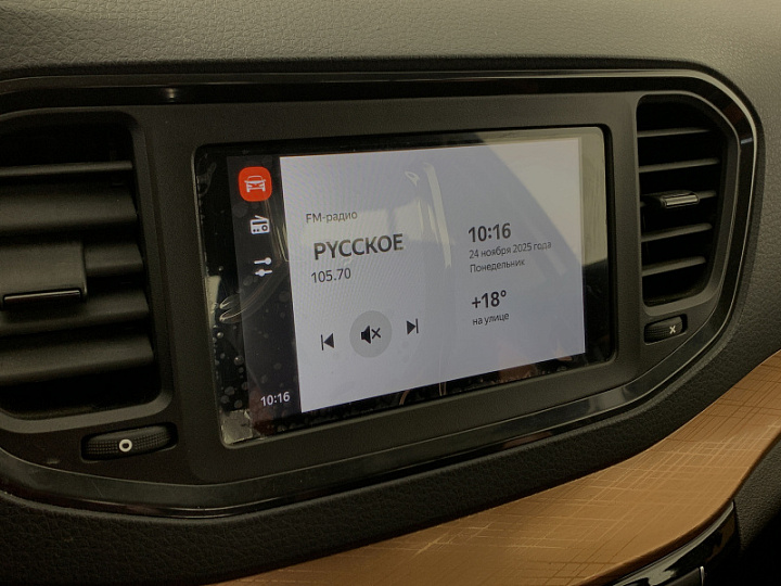 Lada Vesta 1.6, 2023 года, Механика, БЕЛЫЙ