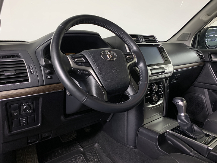 TOYOTA Land Cruiser Prado 4, 2018 года, Автоматическая, ЧЕРНЫЙ