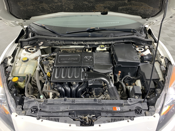 MAZDA 3 1.6, 2013 года, Автоматическая, БЕЛЫЙ