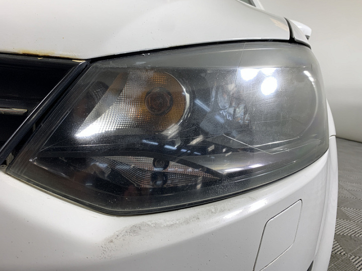 VOLKSWAGEN Polo 1.4, 2010 года, Робот, БЕЛЫЙ