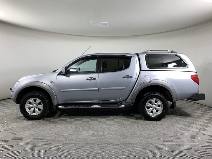 MITSUBISHI L200 2.5, 2013 года, Автоматическая, Серебристый