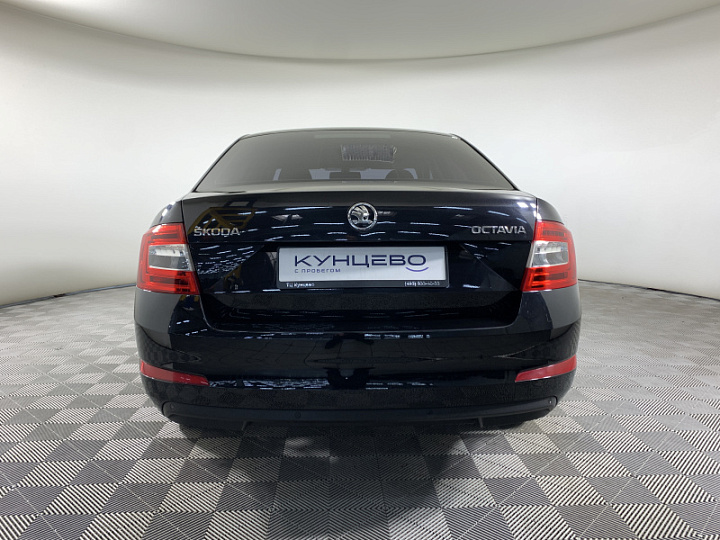 SKODA Octavia 1.4, 2015 года, Робот, ЧЕРНЫЙ