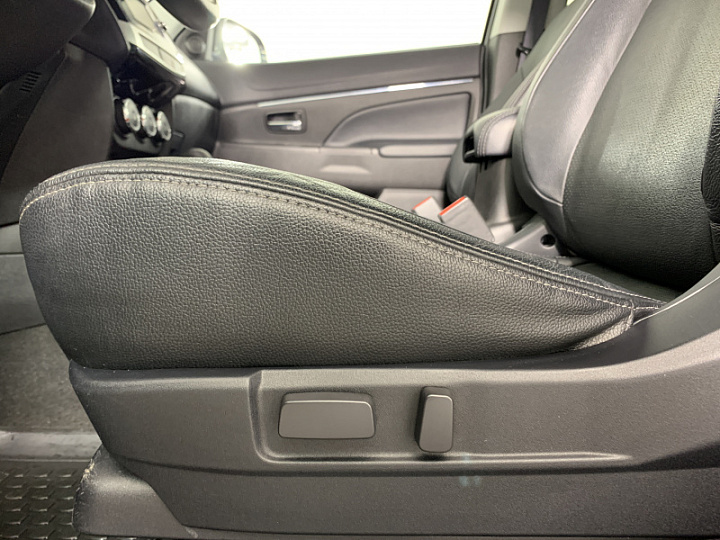 MITSUBISHI ASX 1.8, 2014 года, Автоматическая, ЧЕРНЫЙ