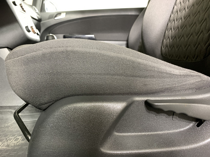 Opel Corsa 1.4, 2013 года, Автоматическая, Бежевый