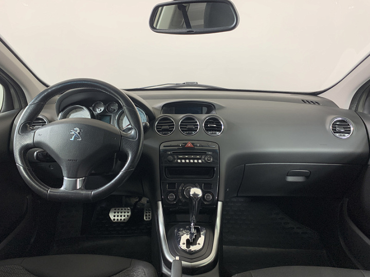 PEUGEOT 308 1.6, 2012 года, Автоматическая, Серо-бежевый