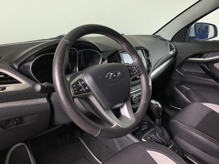 LADA (ВАЗ) Vesta 1.6, 2020 года, Вариатор, Белый