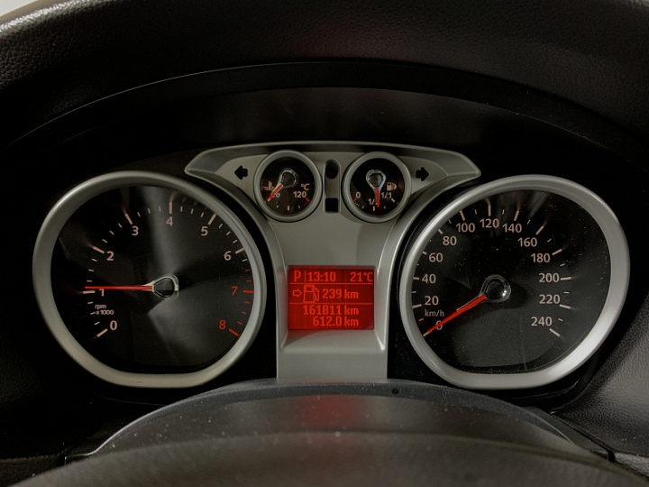 FORD Focus 1.6, 2009 года, Автоматическая, Серебристый