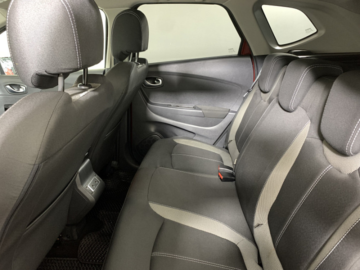 Renault Kaptur 1.6, 2020 года, Вариатор, Красный