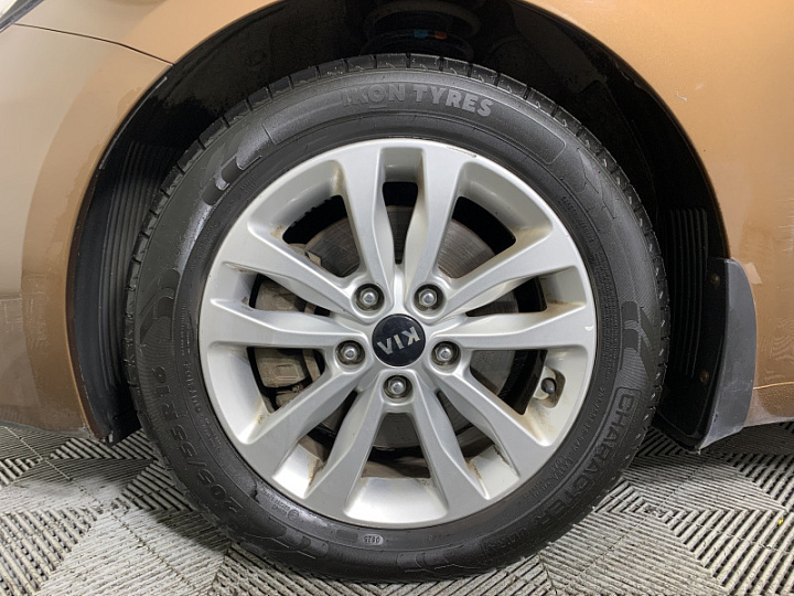 KIA Ceed 1.6, 2017 года, Автоматическая, КОРИЧНЕВЫЙ