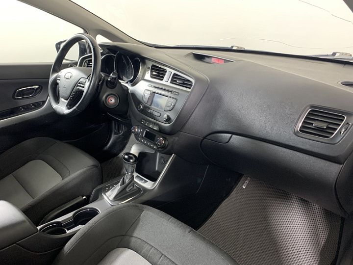 KIA Ceed 1.6, 2014 года, Автоматическая, СЕРЫЙ