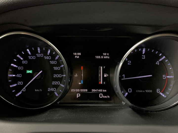 LAND ROVER Discovery Sport 2.2, 2015 года, Автоматическая, БЕЛЫЙ