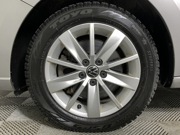 VOLKSWAGEN Polo 1.6, 2020 года, Автоматическая, СЕРЫЙ