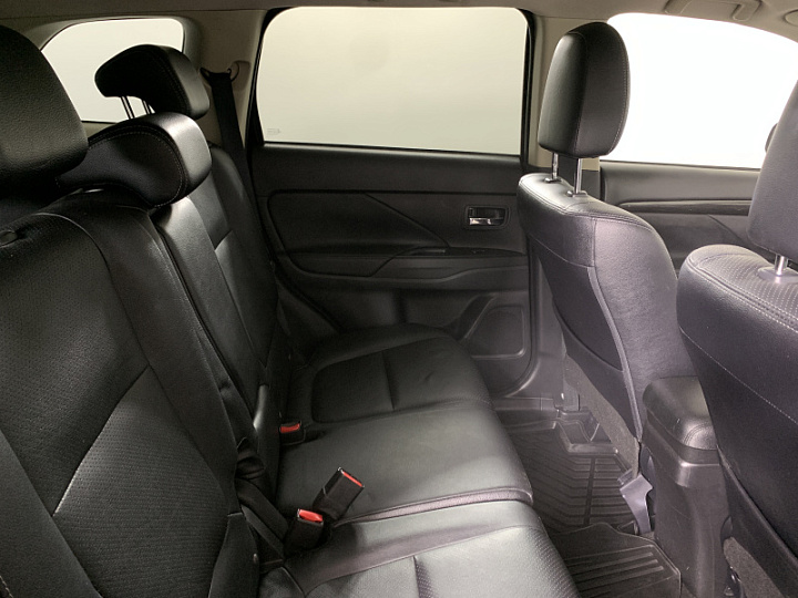 MITSUBISHI Outlander 2, 2016 года, Вариатор, ЧЕРНЫЙ