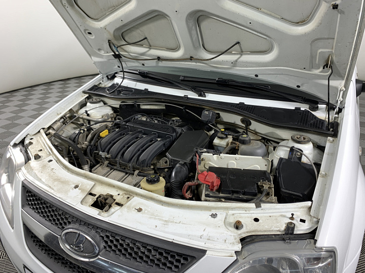Lada Largus 1.6, 2017 года, Механика, БЕЛЫЙ