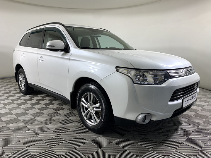 MITSUBISHI Outlander 2.4, 2013 года, Вариатор, БЕЛЫЙ