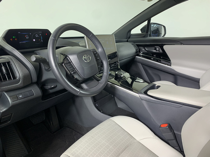TOYOTA bZ4X 0, 2023 года, Автоматическая, СЕРЫЙ