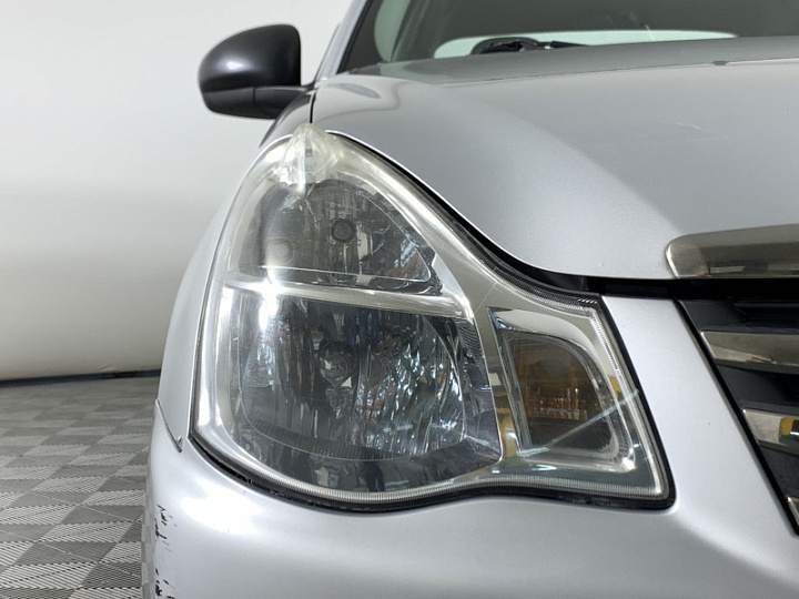 NISSAN Almera 1.6, 2015 года, Механика, Серебристый