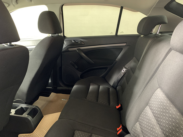 SKODA Octavia 1.4, 2012 года, Механика, БЕЛЫЙ