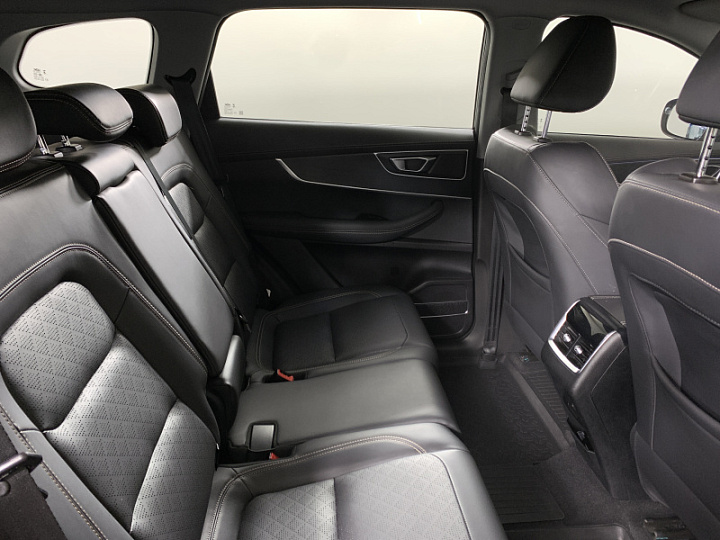 CHERY Tiggo 8 1.5, 2023 года, Робот, ЧЕРНЫЙ