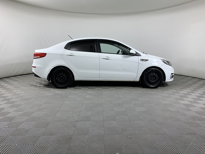 KIA Rio 1.6, 2017 года, Автоматическая, БЕЛЫЙ
