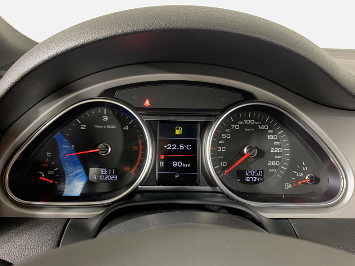 AUDI Q7 3, 2015 года, Автоматическая, БЕЛЫЙ
