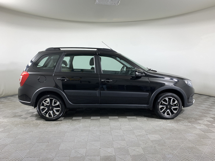Lada Granta 1.6, 2023 года, Механика, ЧЕРНЫЙ
