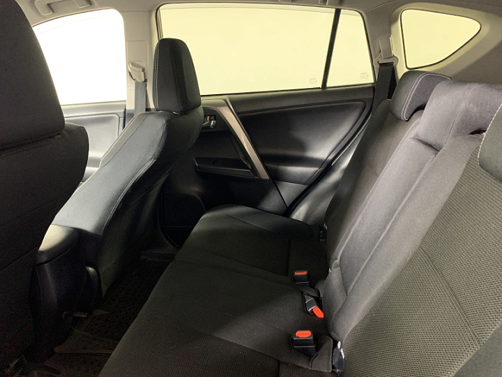 Toyota RAV4 1.987, 2016 года, mmt6, Коричневый