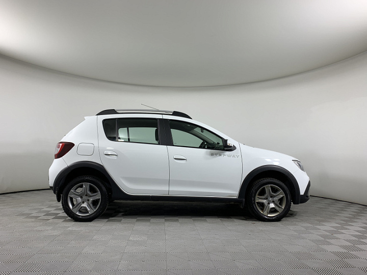 RENAULT Sandero Stepway 1.6, 2019 года, Механика, БЕЛЫЙ