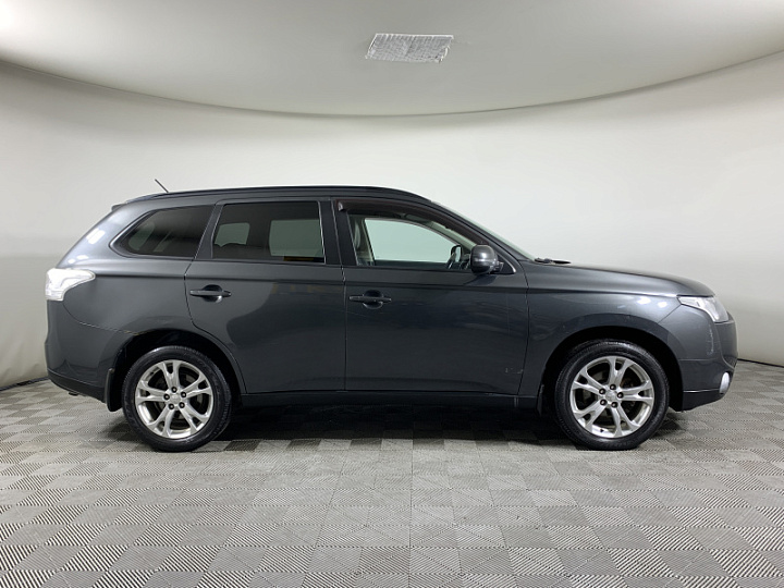 MITSUBISHI Outlander 2.4, 2014 года, Вариатор, СЕРЫЙ