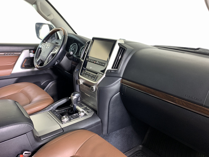 TOYOTA Land Cruiser 4.5, 2016 года, Автоматическая, БЕЛЫЙ