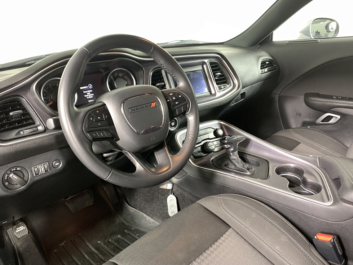 DODGE Challenger 3.6, 2017 года, Автоматическая, СЕРЫЙ