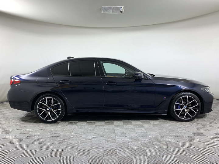 BMW 5 серии 3, 2021 года, Автоматическая, Черный