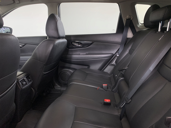 NISSAN X-Trail 2.5, 2018 года, Вариатор, БЕЛЫЙ
