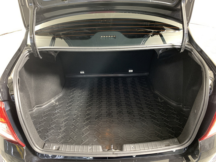 Lada Granta 1.6, 2023 года, Механика, ЧЕРНЫЙ