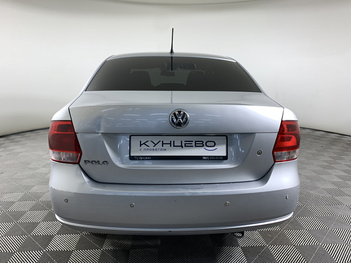 VOLKSWAGEN Polo 1.6, 2011 года, Механика, Серебристый