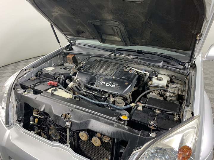 TOYOTA Land Cruiser Prado 3, 2003 года, Автоматическая, Серебристый