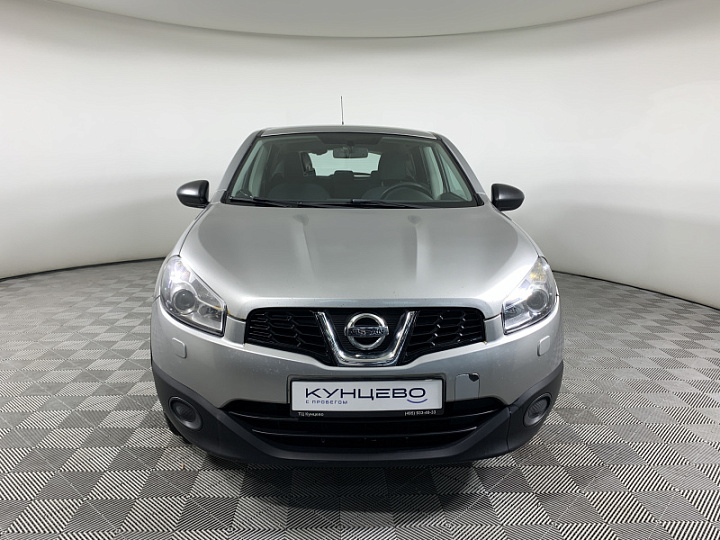 NISSAN Qashqai 1.6, 2013 года, Вариатор, Серебристый