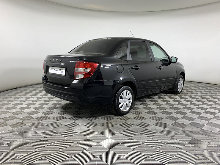 Lada Granta 1.6, 2023 года, Механика, ЧЕРНЫЙ