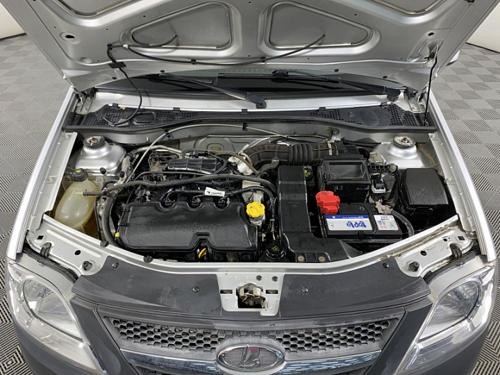 Lada Largus 1.6, 2019 года, Механика, Серебристый