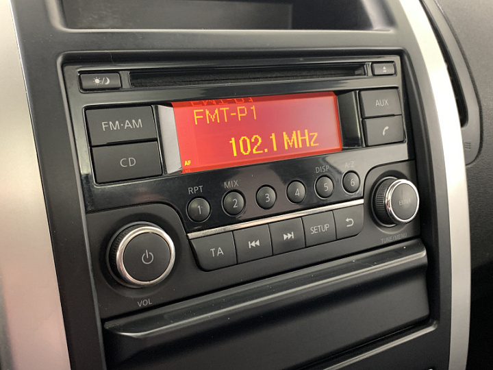 NISSAN X-Trail 2, 2012 года, Механика, Серебристый