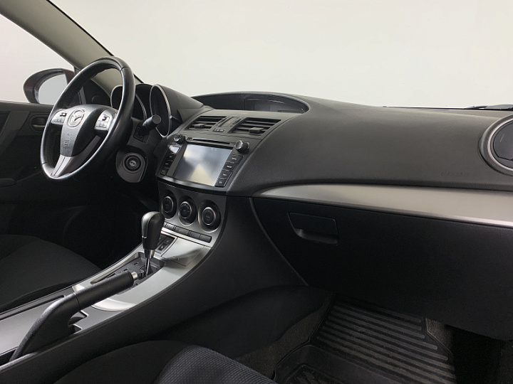 MAZDA 3 1.6, 2010 года, Автоматическая, КРАСНЫЙ