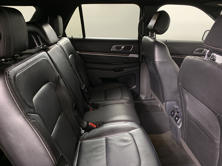 FORD Explorer 3.5, 2016 года, Автоматическая, ЧЕРНЫЙ