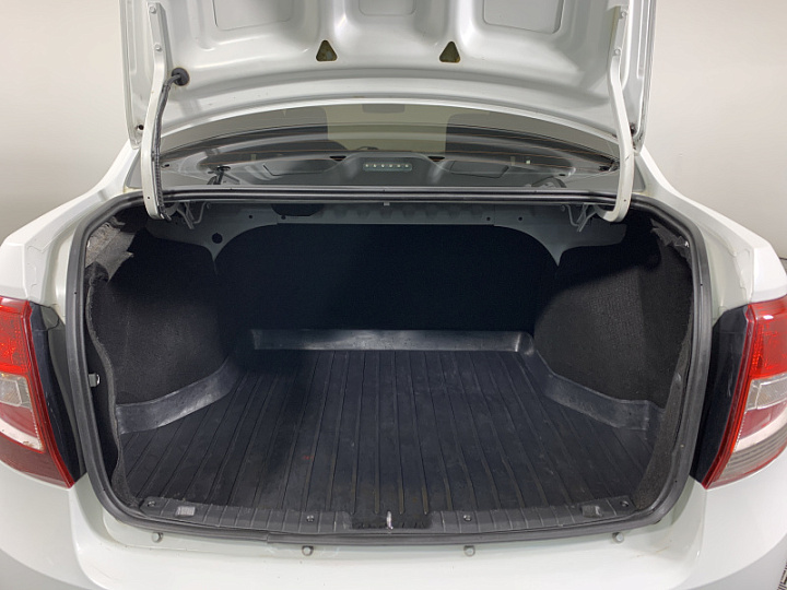 Lada Granta 1.6, 2017 года, Механика, БЕЛЫЙ