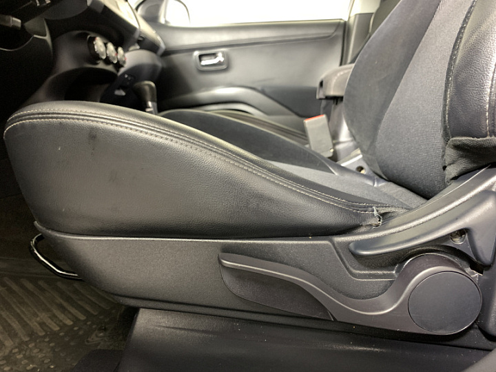 PEUGEOT 4007 2.4, 2010 года, Вариатор, Серебристый