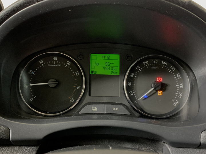 SKODA Roomster 1.4, 2014 года, Механика, БЕЛЫЙ