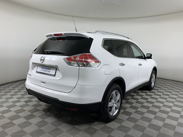 NISSAN X-Trail 2.5, 2016 года, Вариатор, БЕЛЫЙ