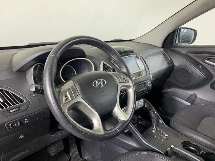 HYUNDAI ix35 2, 2012 года, Автоматическая, Серебристый