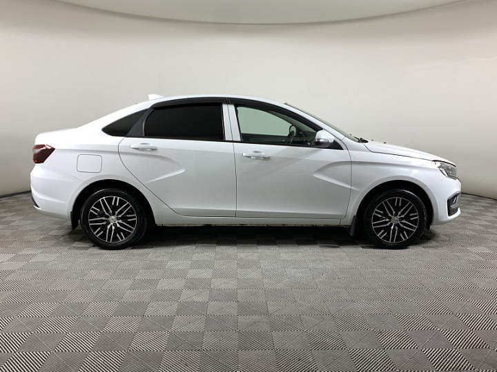 LADA (ВАЗ) Vesta 1.6, 2023 года, Механика, Белый