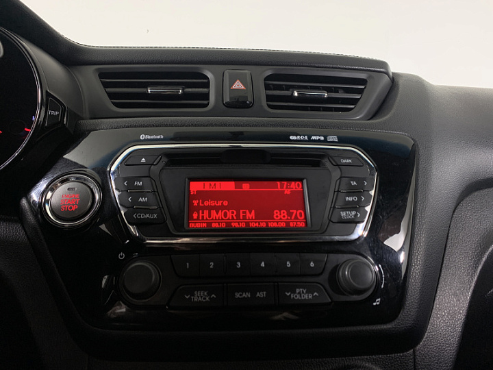 KIA Rio 1.6, 2014 года, Автоматическая, БЕЛЫЙ