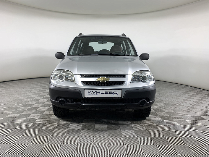 CHEVROLET Niva 1.7, 2011 года, Механика, Серебристый металлик